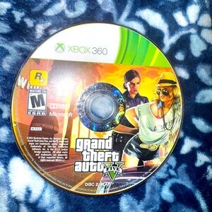 Grand Theft Auto GTA5 Xbox 360 video game